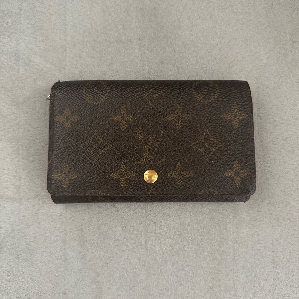 Louis Vuitton Brown Monogram Wallet (pre loved)